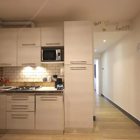Case Vr Happy House Apartament